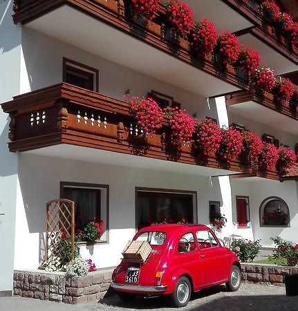 Hotel Garni Walter Ortisei Zewnętrze zdjęcie