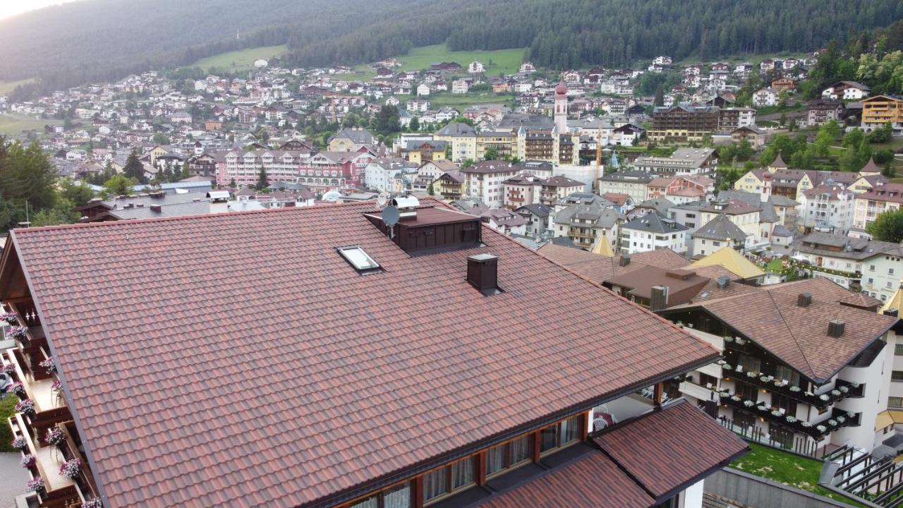 Hotel Garni Walter Ortisei Zewnętrze zdjęcie