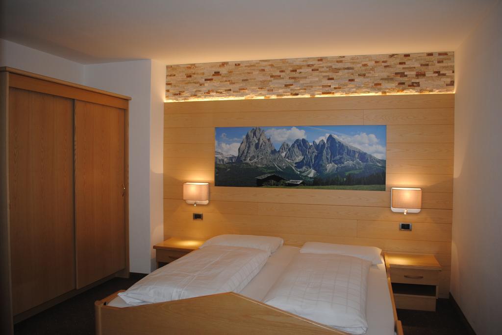 Hotel Garni Walter Ortisei Zewnętrze zdjęcie