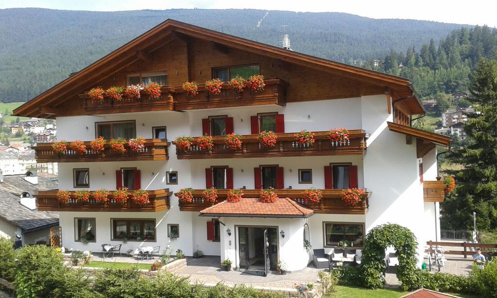 Hotel Garni Walter Ortisei Zewnętrze zdjęcie