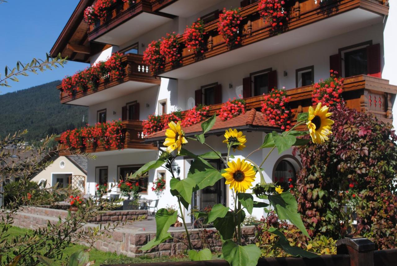 Hotel Garni Walter Ortisei Zewnętrze zdjęcie